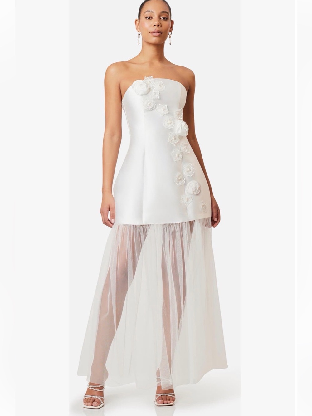 Elliatt Strapless Oleander Floral Appliqué Dress